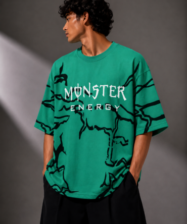 Monster  print baggy t shirt